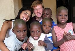 Chantiers Humanitaires : Togo Chantiers Humanitaires : Togo