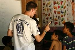 Missions de volontariat Enseignement : Cambodge Missions de volontariat Enseignement : Cambodge